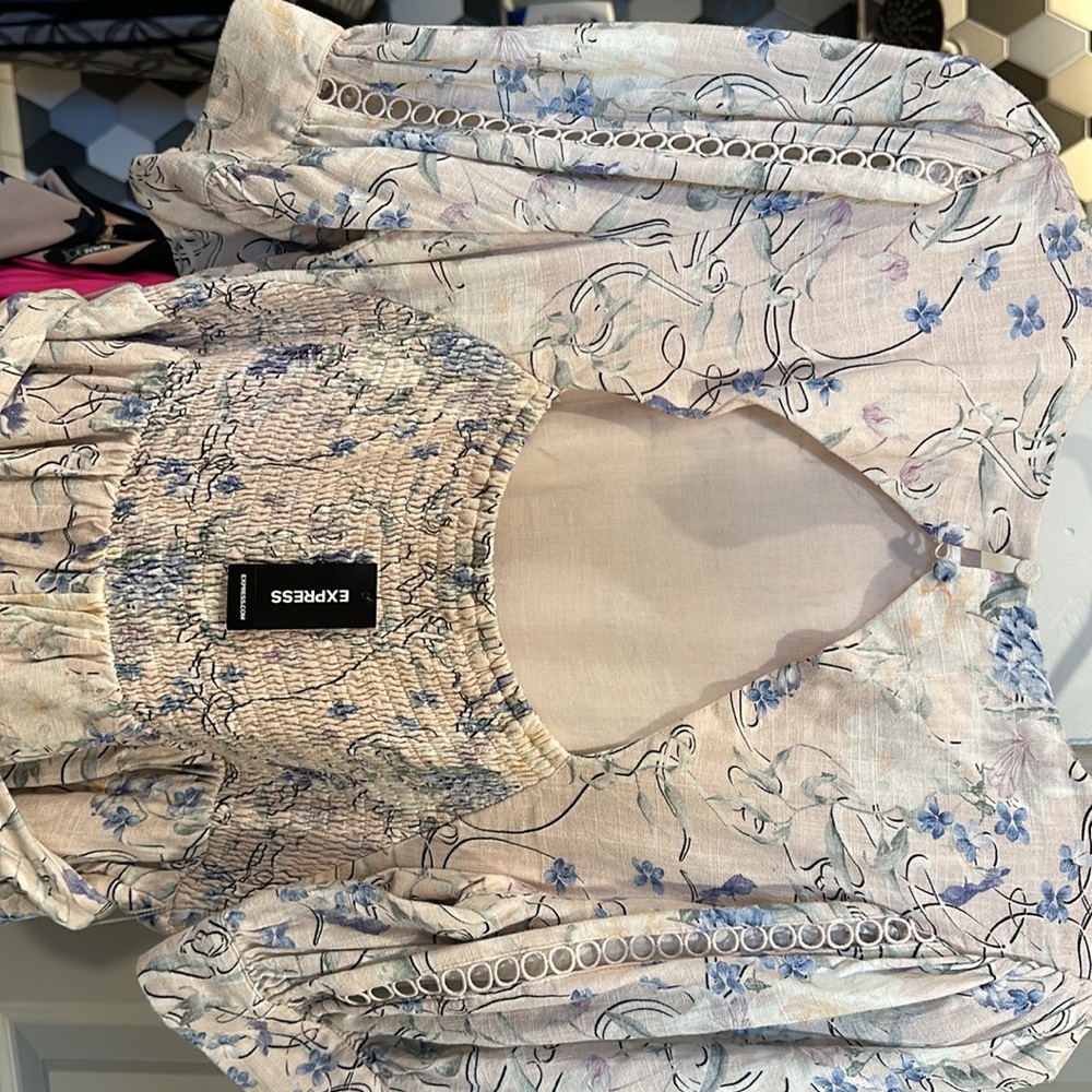 Express skort nwt - Picture 3 of 5